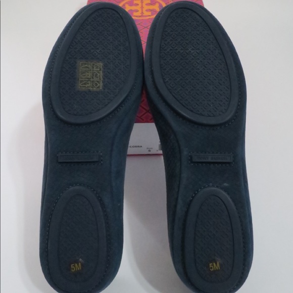 Tory Burch Logo Ballet Flat - Picture 8 of 8